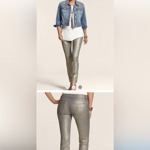 Chico’s platinum jeans Gray w/ Gold Shimmer Ankle jeans. sz 0.5/ sz 6